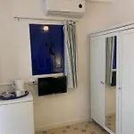 Hostel Antilla *