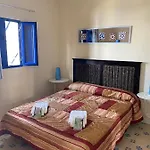 Antilla بيت شباب