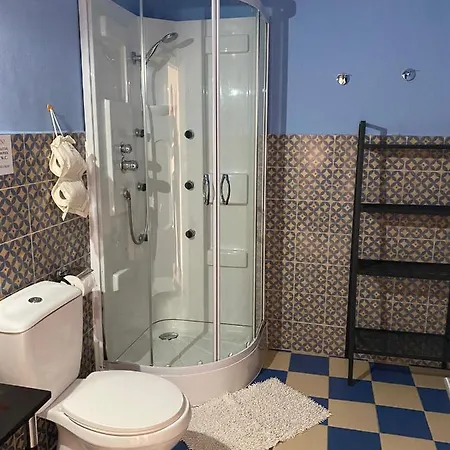 Antilla Хостел *